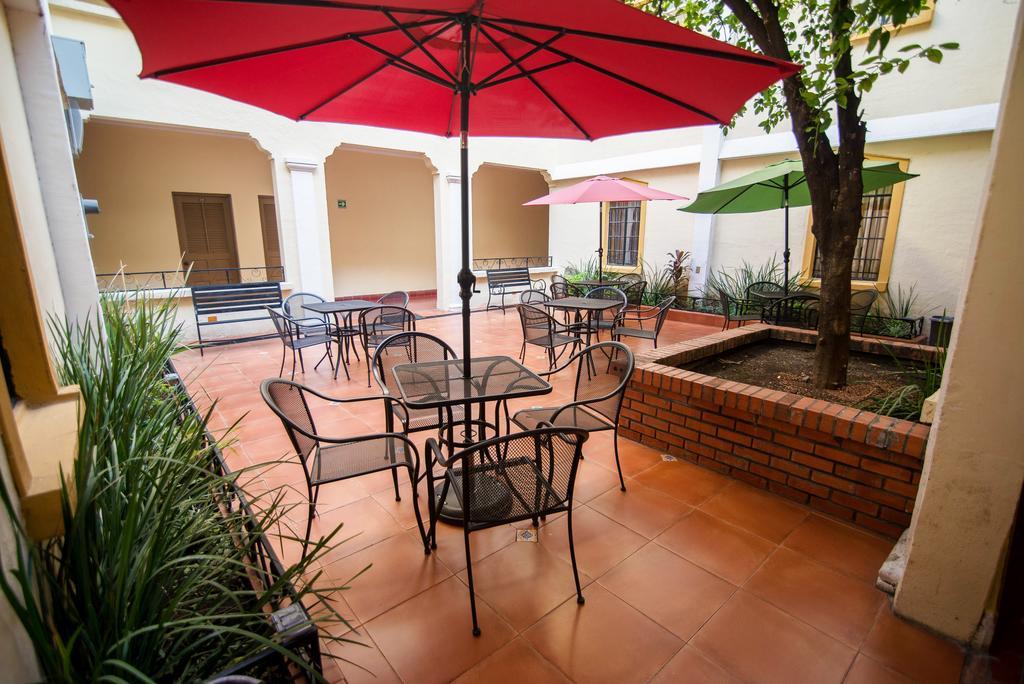 Hotel Los Monteros Ciudad Victoria Eksteriør bilde